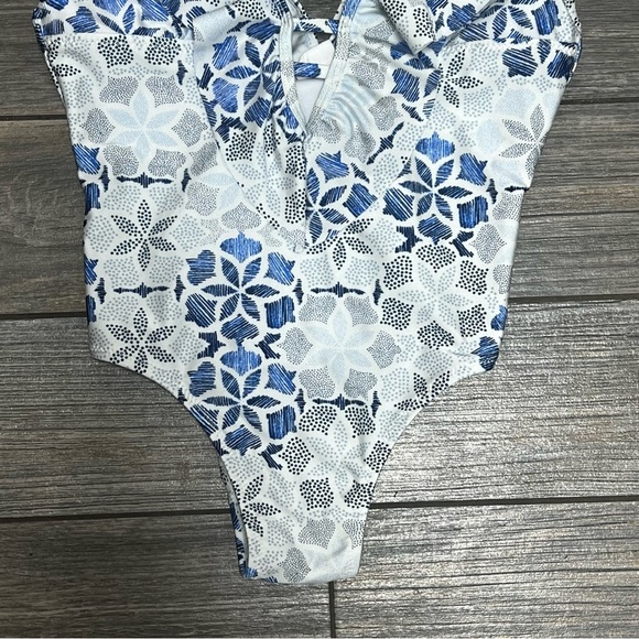 Somedays Lovin Sapphire Pools One Piece Swimsuit Small Deep V Ruffles - Picture 15 of 16